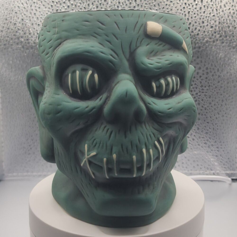 Shrunken Zombie Head – Trader Sam’s Enchanted Tiki Bar – 5th Edition